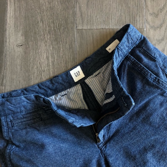 Gap Chambray 10” Shorts - Picture 4 of 6